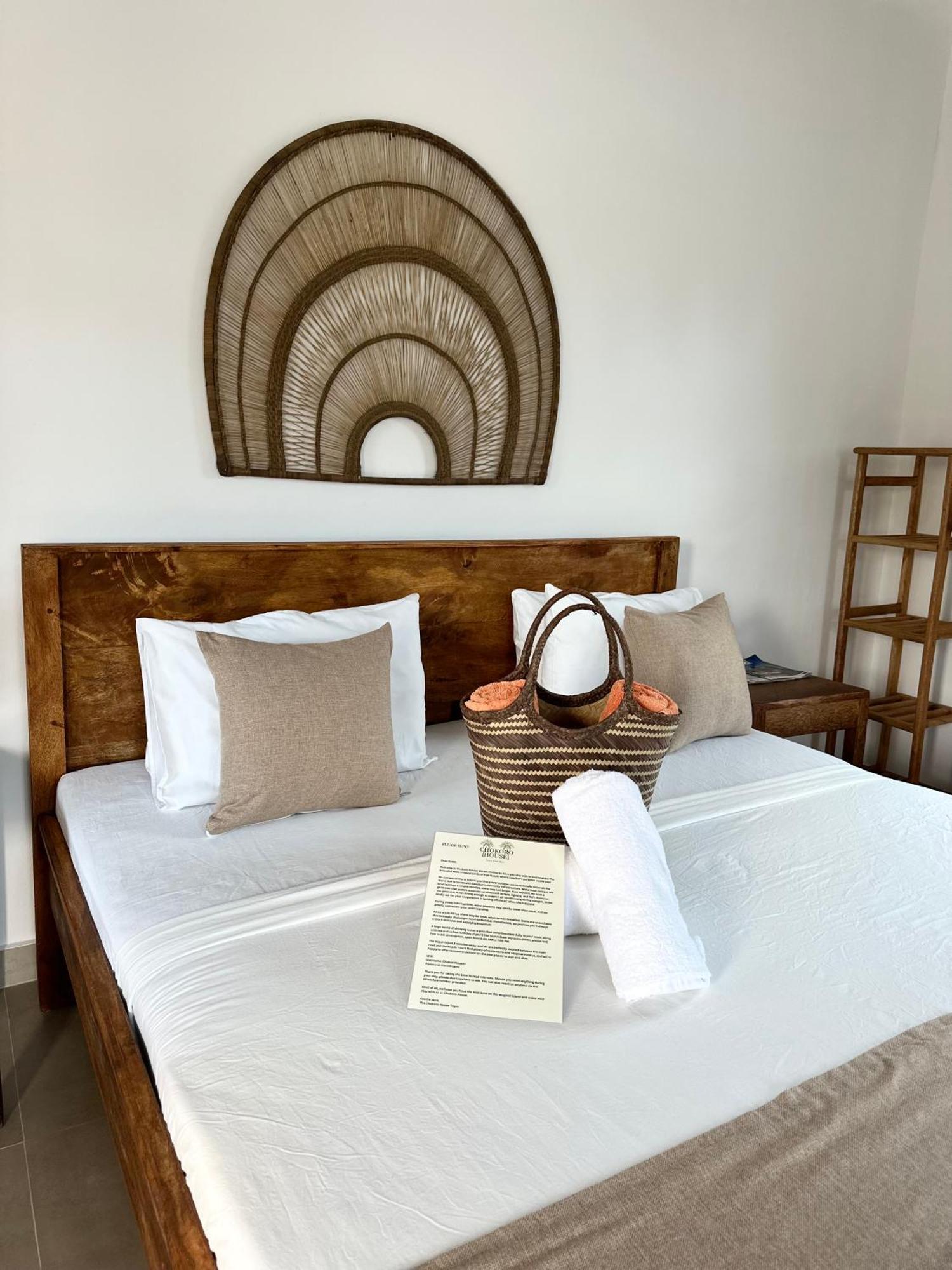 Inn Chokoro House *